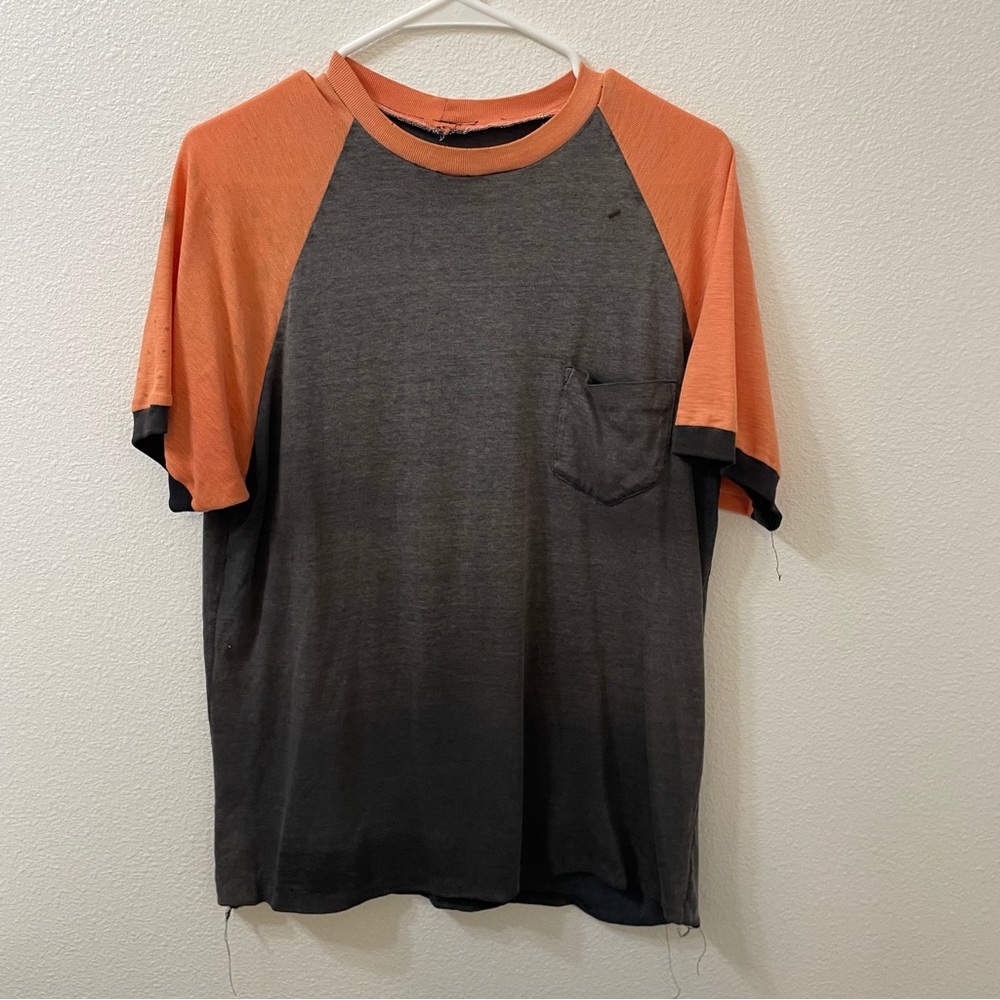 Willow ridge pocket t shirt gray orange large